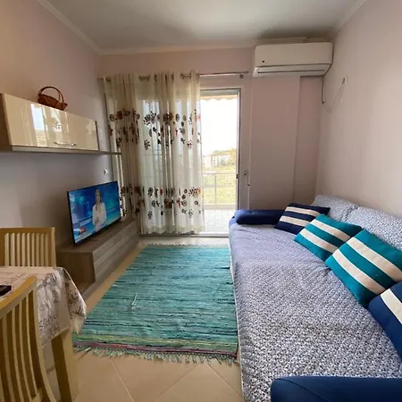 Dana's Home&sea Apartment