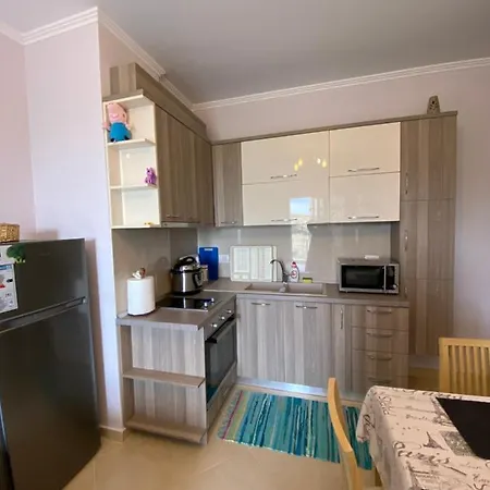 Dana's Home&sea Appartamento Vlorë